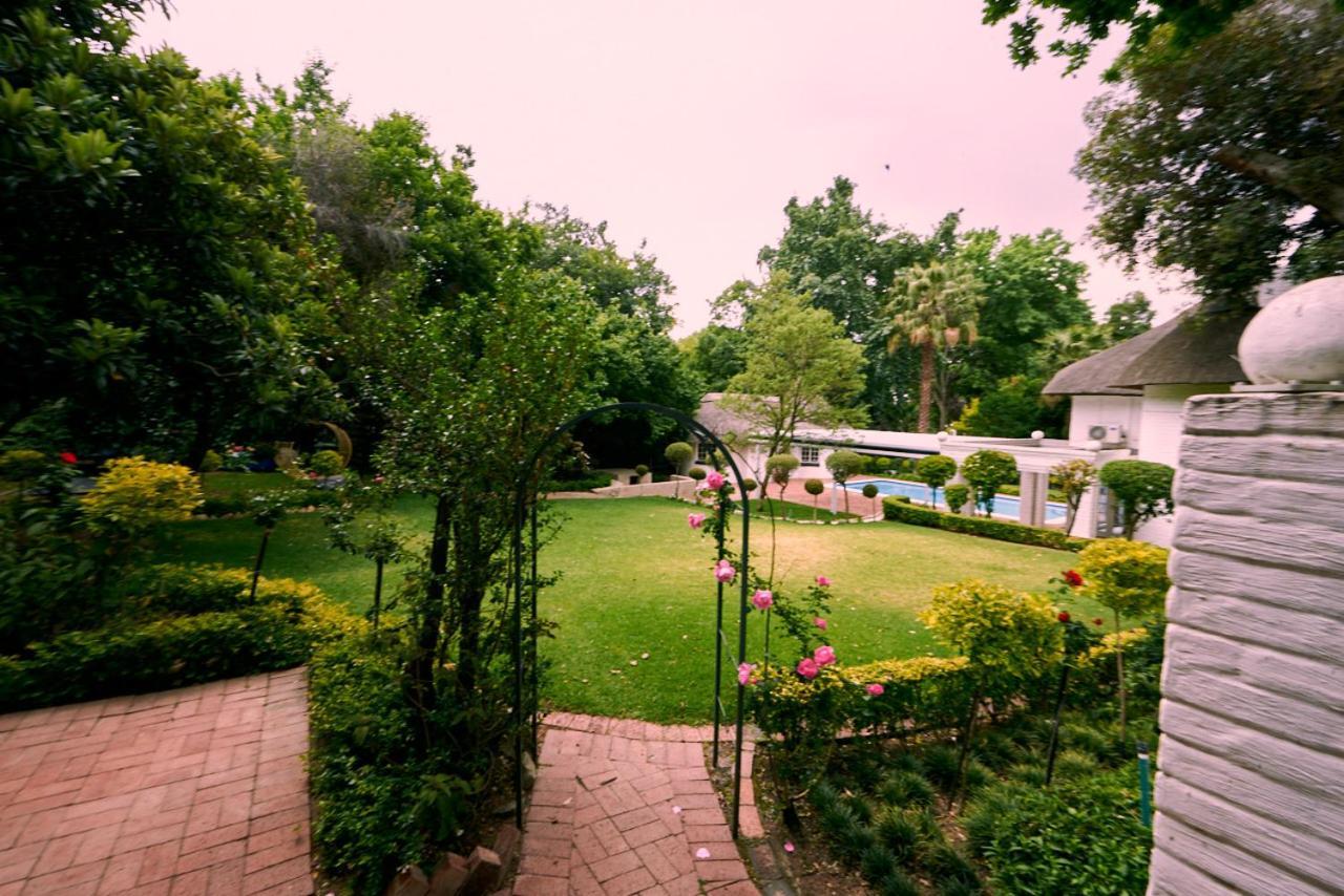 Sandton Country Manor Joanesburgo Exterior foto