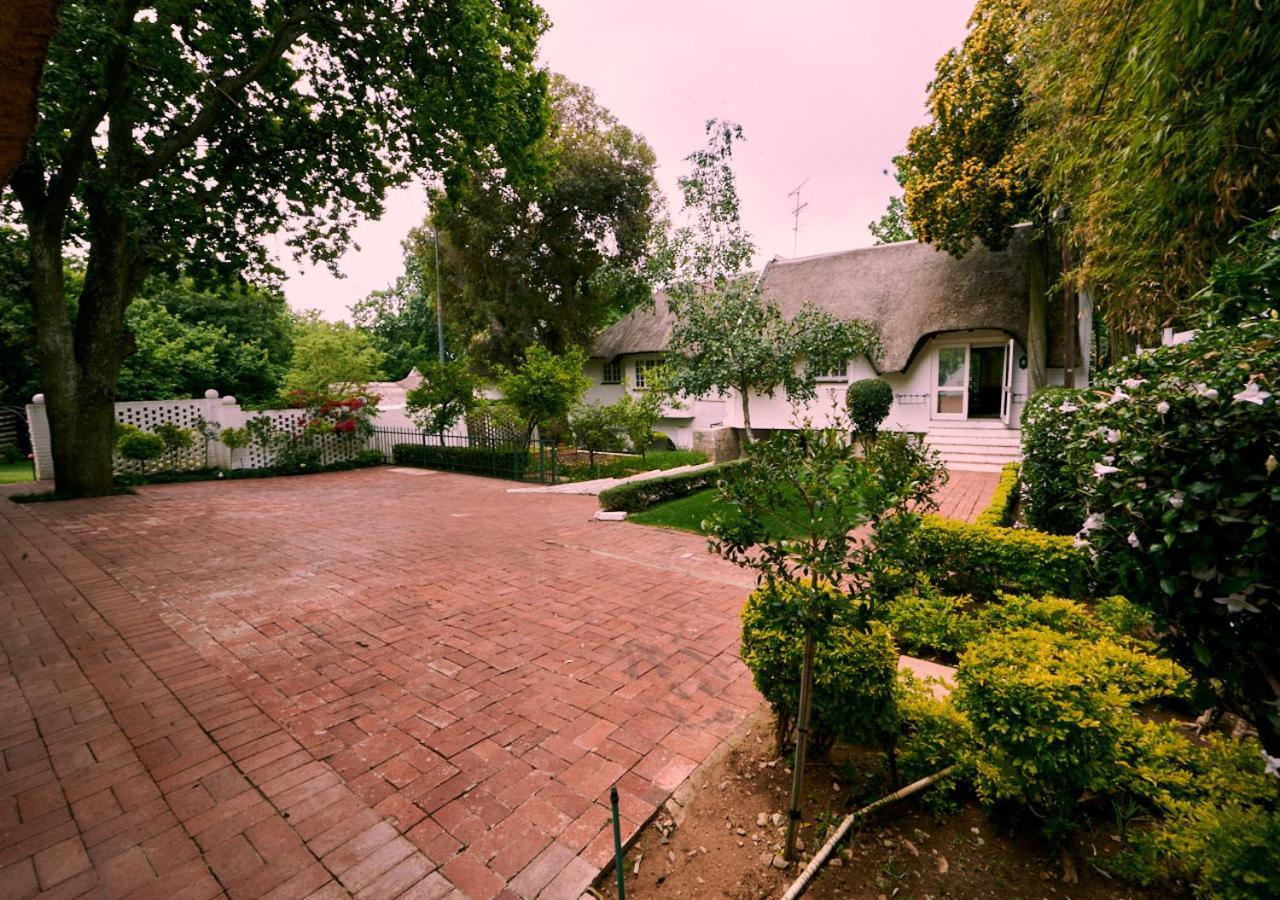 Sandton Country Manor Joanesburgo Exterior foto